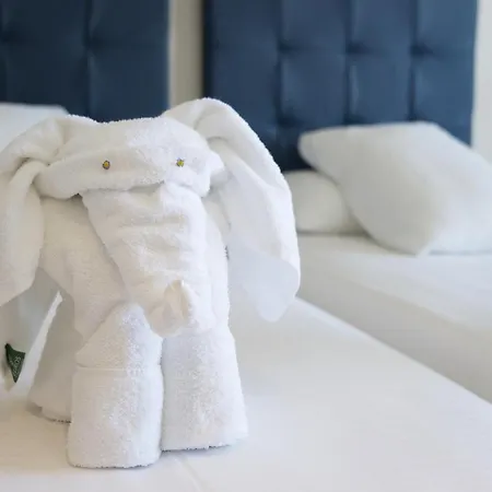 9 Muses Hotel 3*